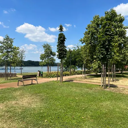 Marina With Danube View And Free Garage, Next To Metro Station